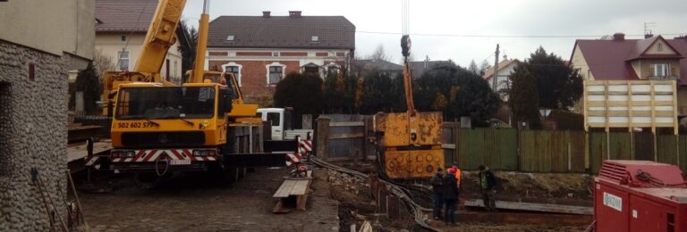 Wynajem dźwigu 50 ton