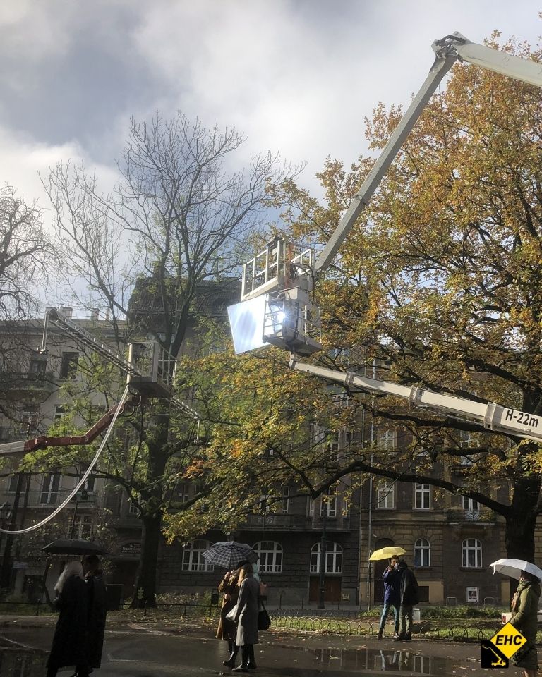 oświetlenie ze zwyżki
