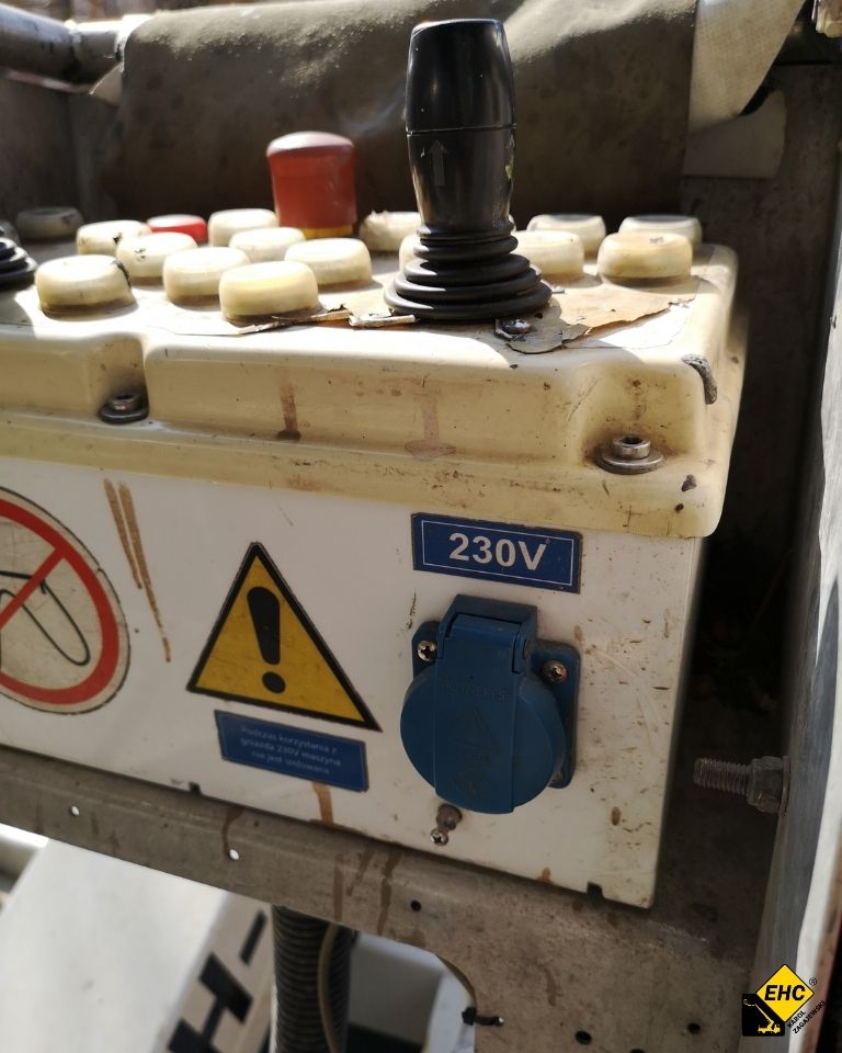 gruntowanie ścian na wysokości