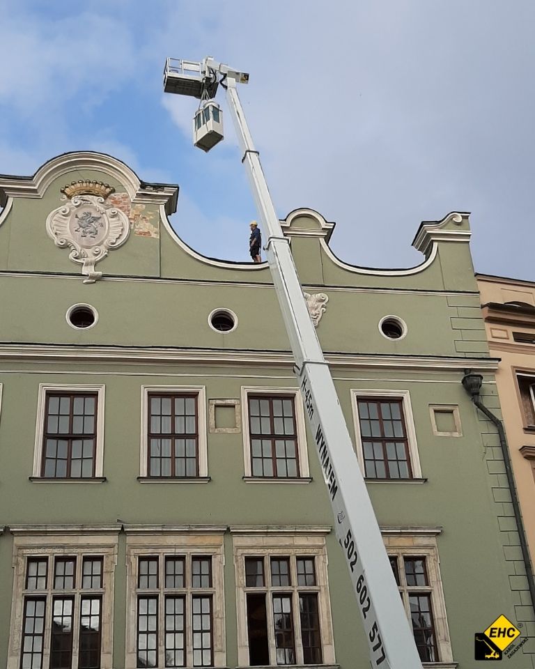 wynajem zwyżki do montażu klimatyzacji