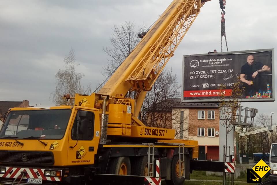 montaz reklam