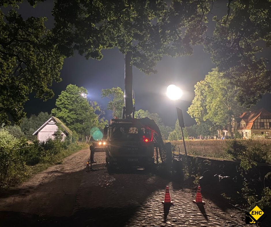 zwyżka do oświetlenia planu filmowego