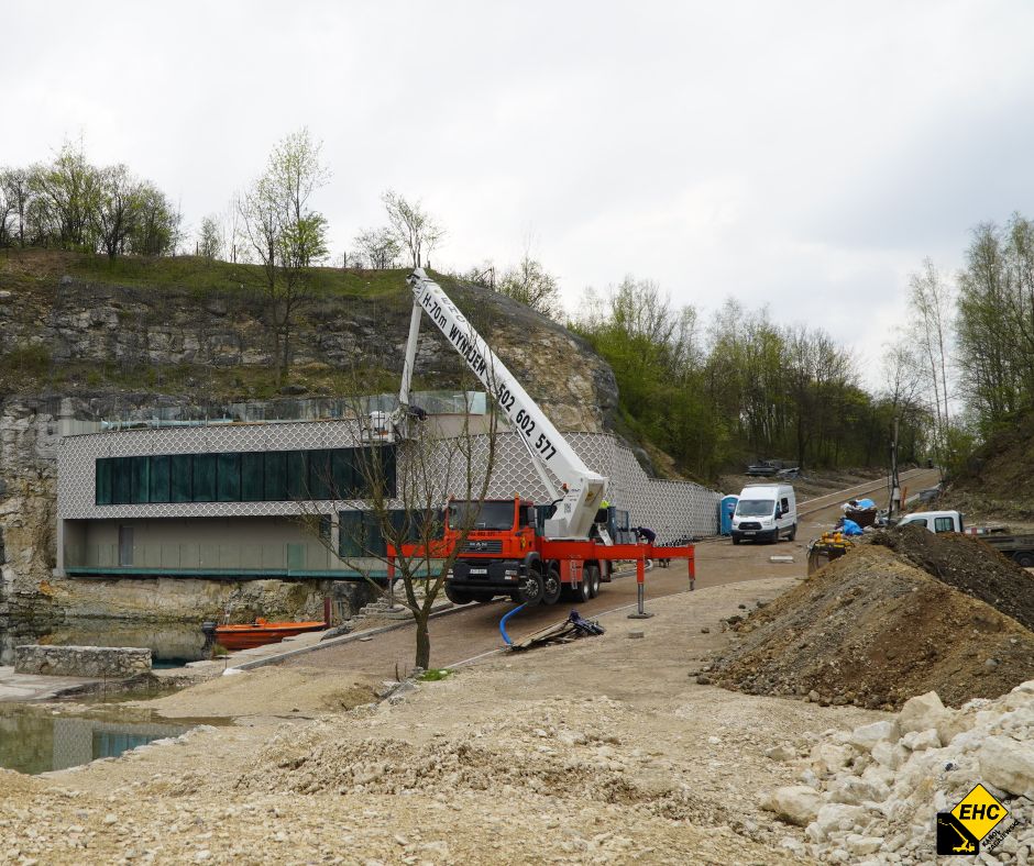 podnośnik koszowy H-70