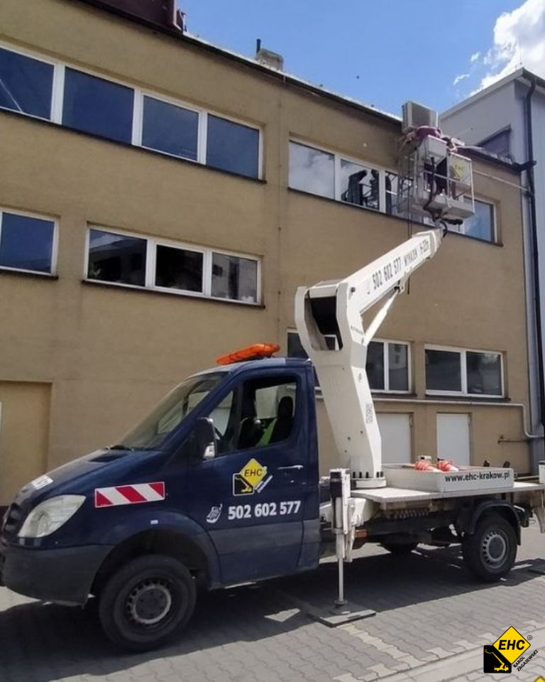 montaz klimatyzacji a zwyżka