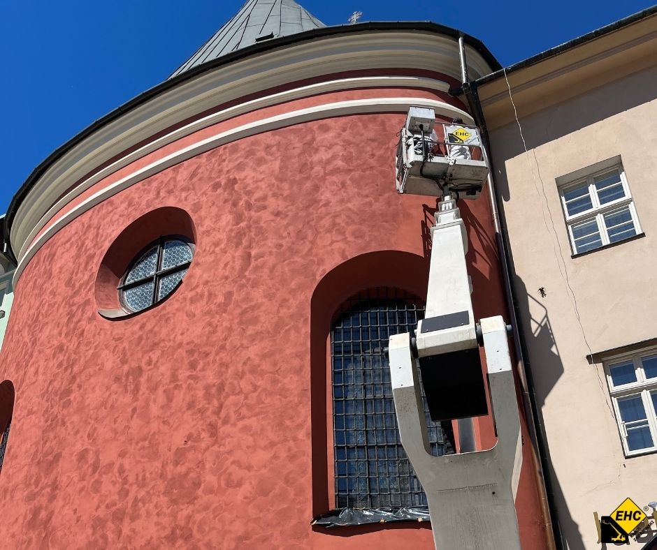 zabytkowy kościół a zwyżka